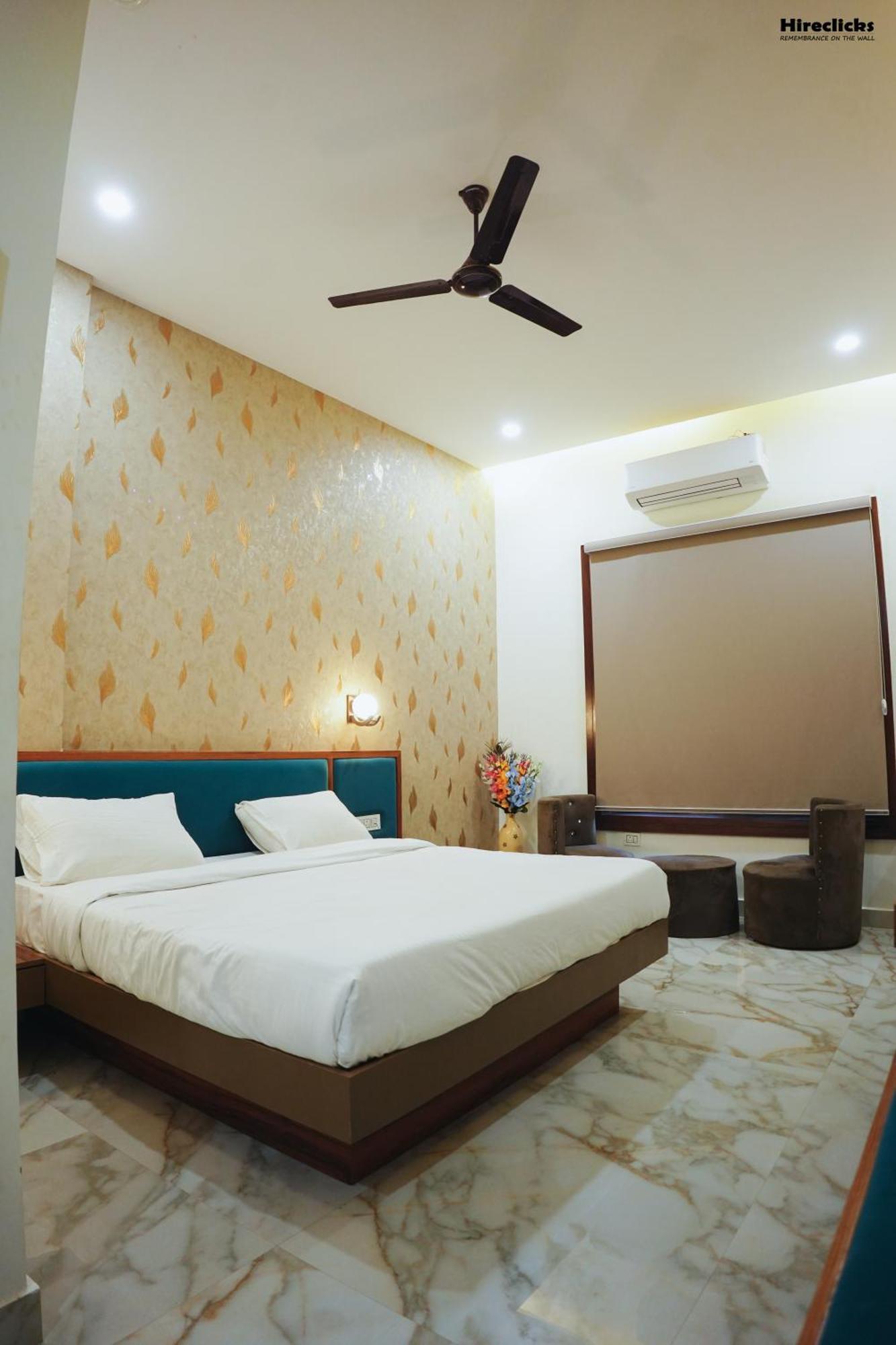The Krati Resort & Convention Centre Bareilly Bagian luar foto